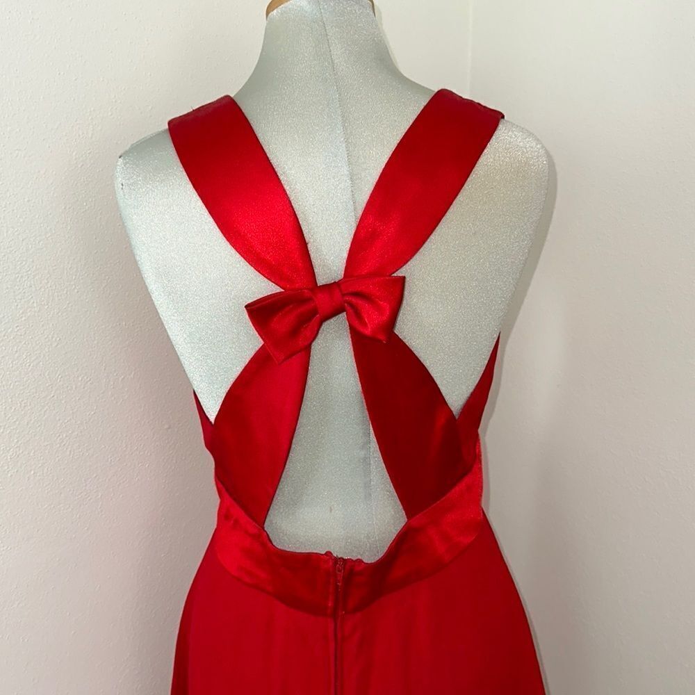 Elegant Red Bow Back Dress